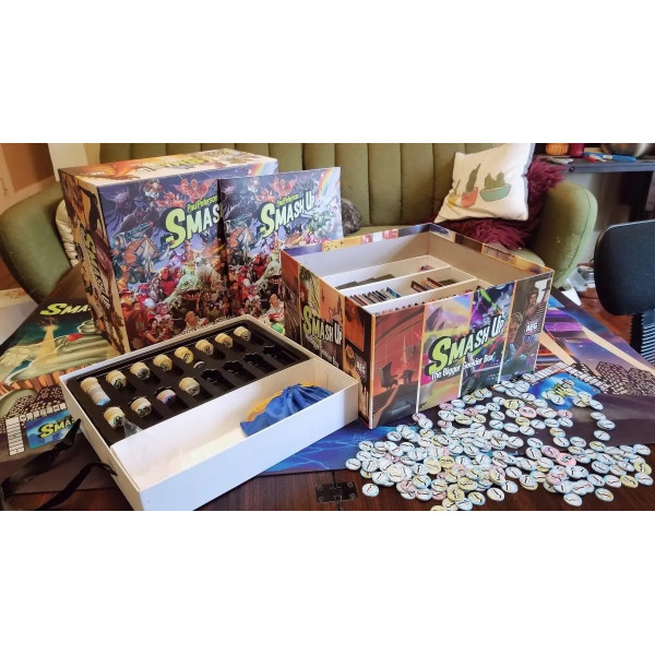 Smash Up: The Bigger Geekier Box Expansion main image 0